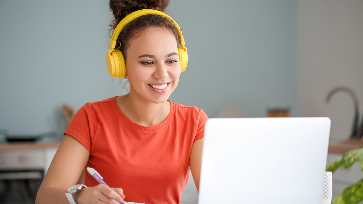 How SA Working Professionals Can Upskill Without Leaving Their Jobs